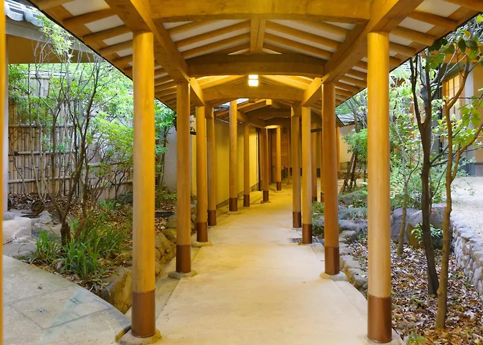 Yufuin Onsen Hinoharu Ryokan