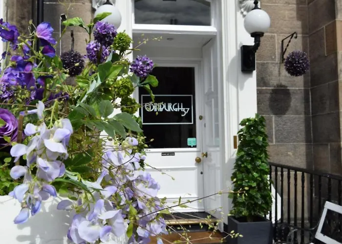 Edinburgh37
