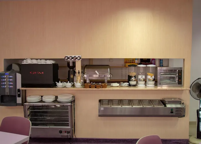 Iris Smart Boutique Self Check-In 24H Hotel Otopeni