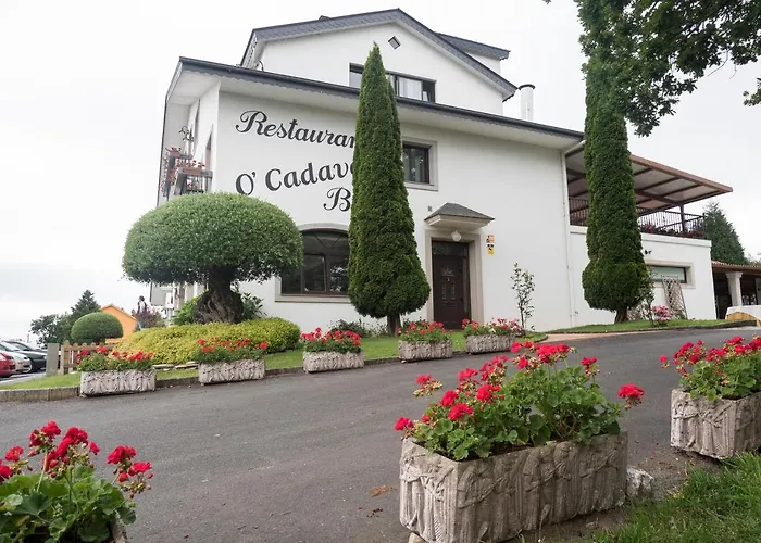 Hostal Restaurante O'Cadaval