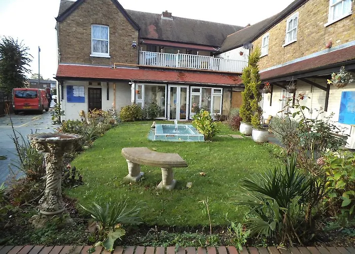 Fountain House Hotel Hayes 