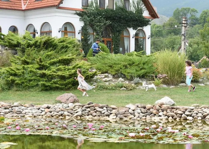 Conacul Secuiesc-Szekelyko Kuria Hotel Coltesti