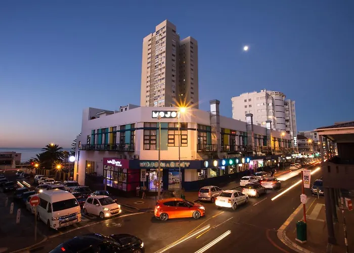 Mojo Hotel & Market