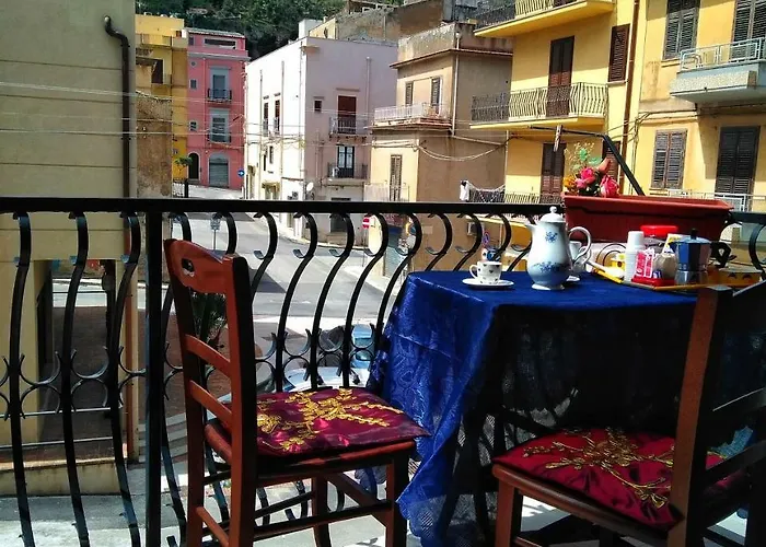 Home Vivaldi