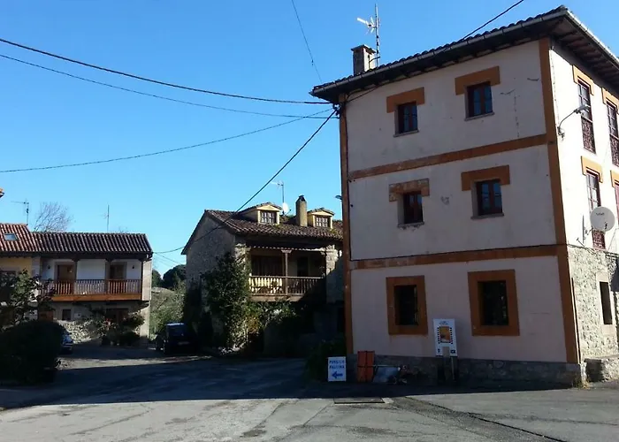 Pension Paulina Cue