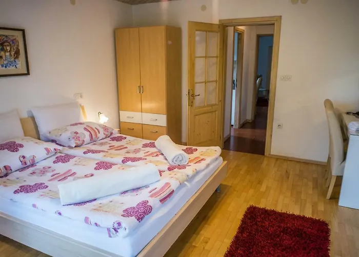 Apartments And Rooms Villa Vive Bled