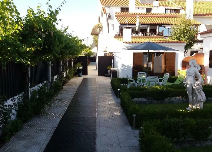 Country House Alfarim
