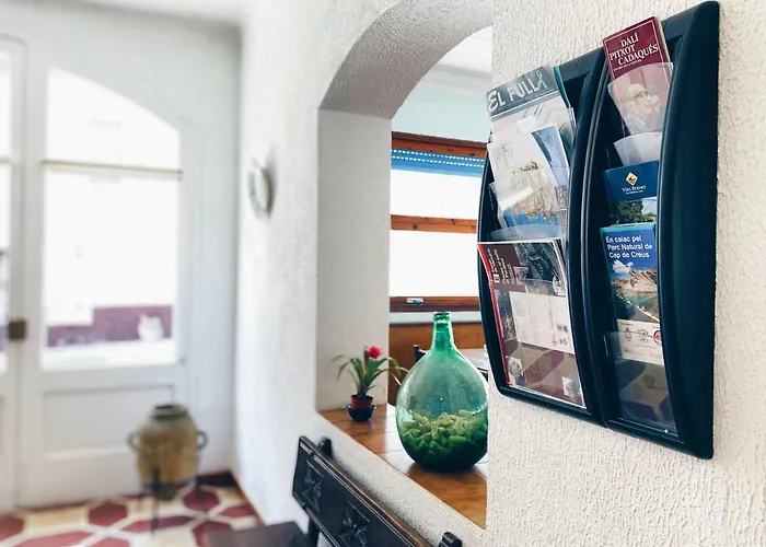 Hostal Portbou