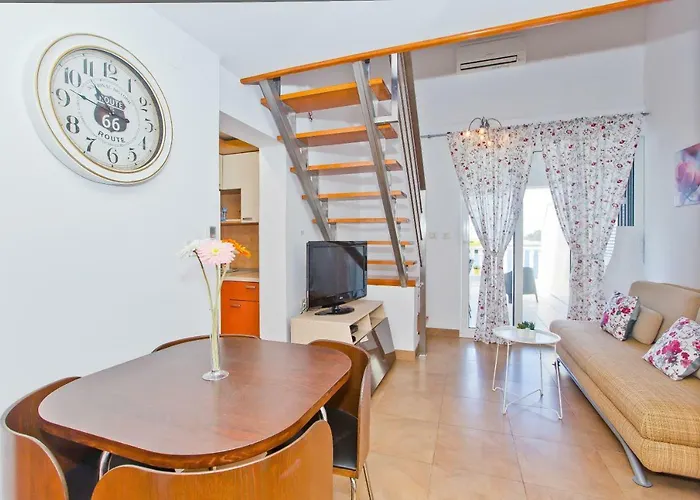 Luxury Bellavista Amazing Sea Holidays With Private Beach & Parking Milna 