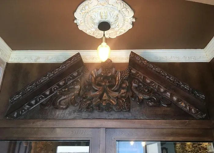 Hotel portico
