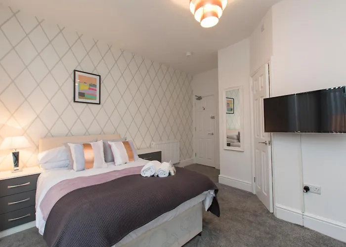 Townhouse Plus @ West Street