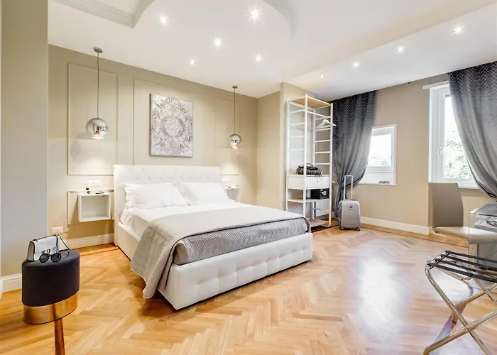 Mellini Palace Suites By Premium Suites Collection