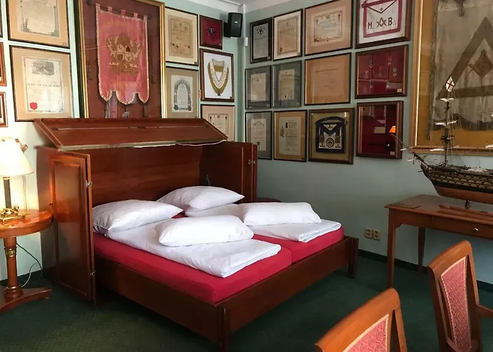 Pension Masonic House Loket