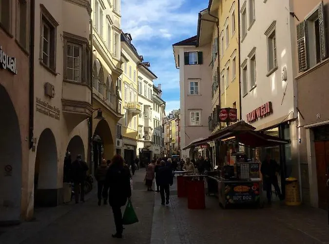 Iceman Room'S Central Bozen
