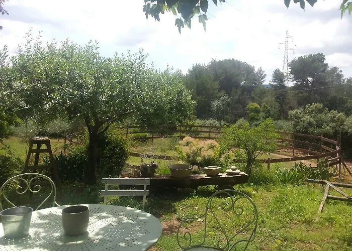 Hotel Les Anes De Petit Jean Pierrefeu-du-Var