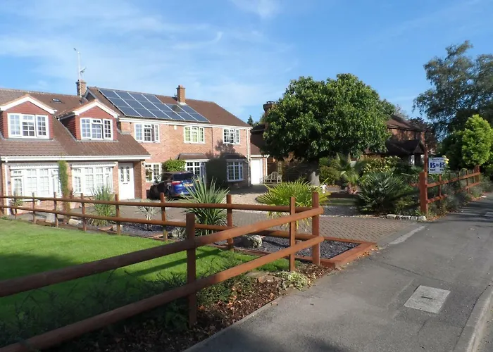 Mayfields Guest House Wokingham