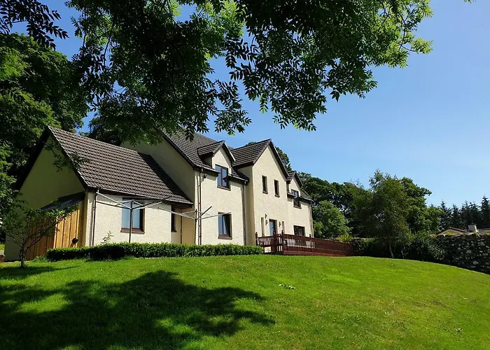 Stonefield House