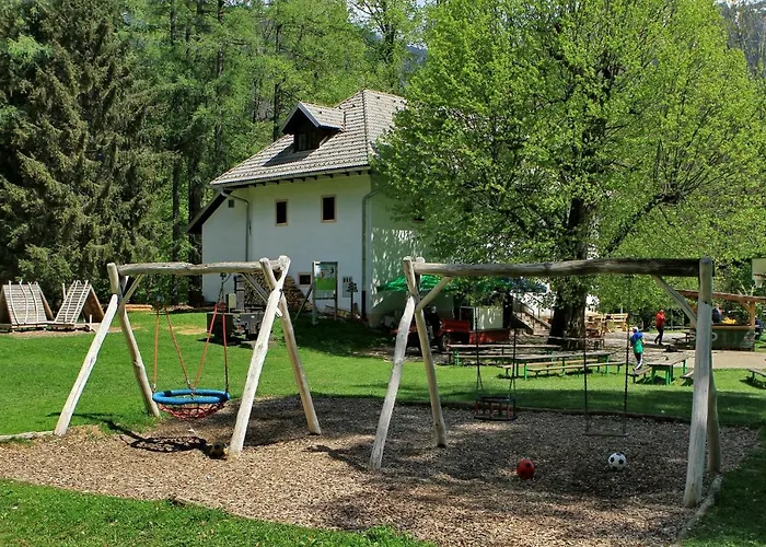 Hotel Dom Pristava Jesenice