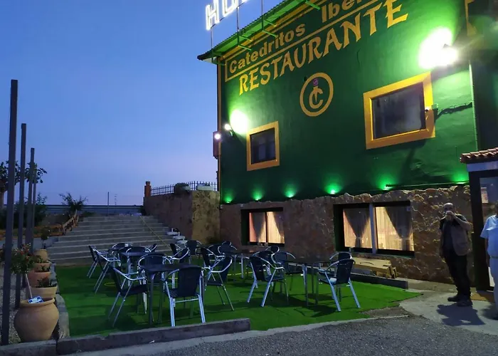 Hostal Catedritos Ibéricos A-5 Km 154 A 5 KM DE OROPESA A 1 KM DE HERRERUELA DE OROPESA