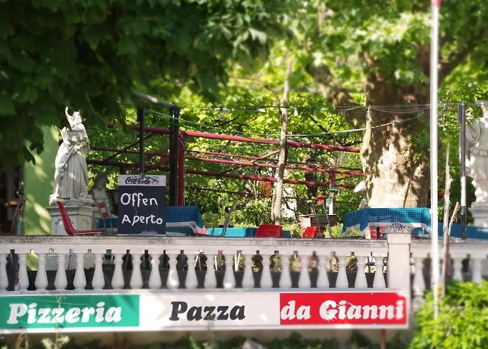 Guest House Pizzeria Pazza Da Gianni