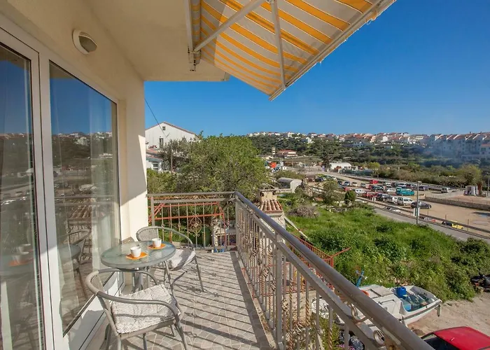 Apartments Edi Hvar Town