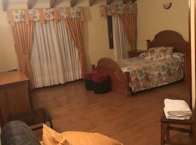 Hostal El Escudo Cilleruelo de Bezana
