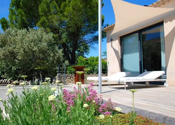 BB 12 LUBERON chambres d'hôtes contemporaines