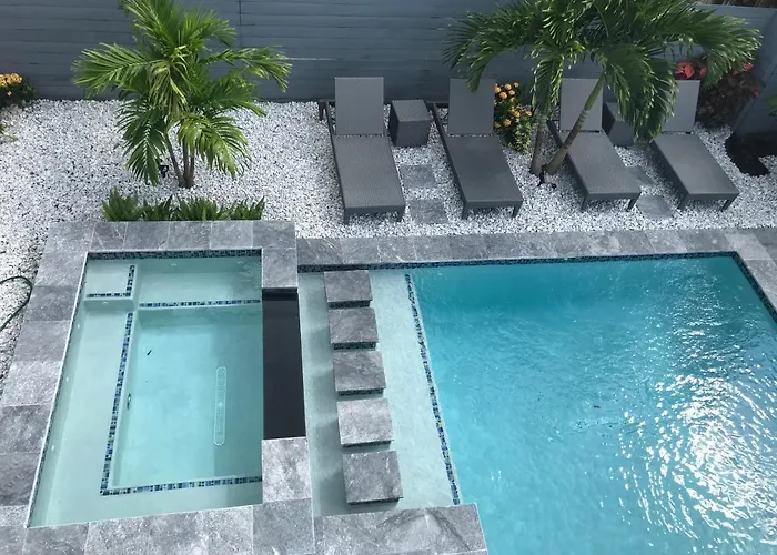 Casa Hermes Wilton Manor - Gay Guesthouse Wilton Manors