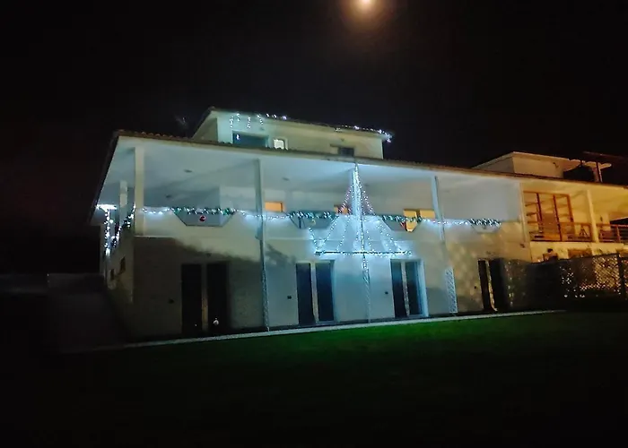 la staccionata bianca