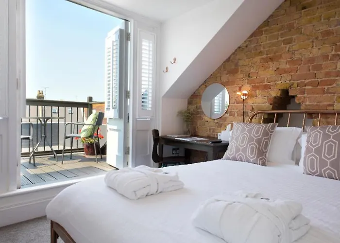 Cliftonville Townhouse