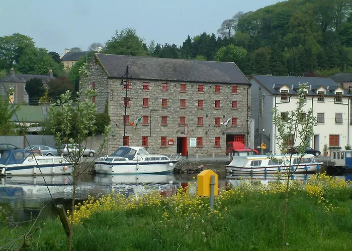 Waterside Guesthouse