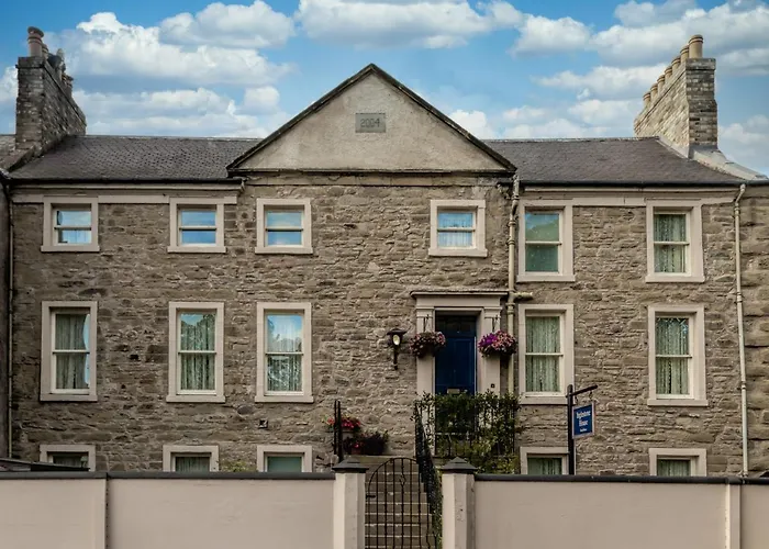 Inglestone House Guest House