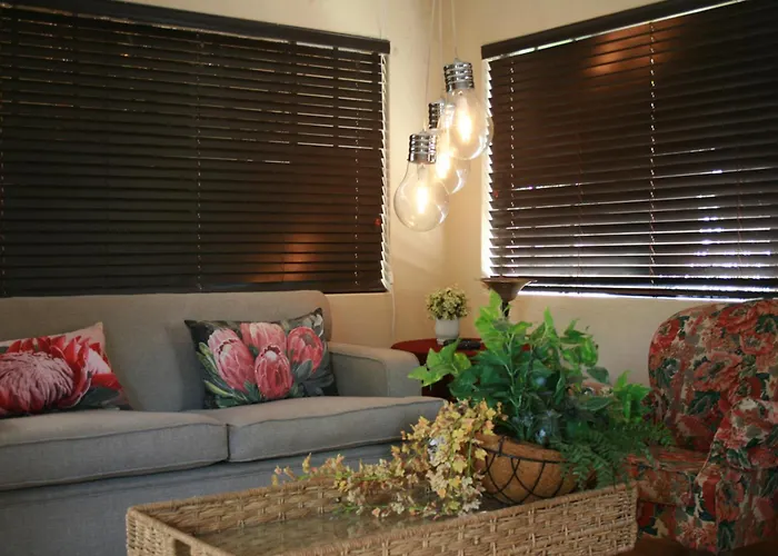 Douglas Villas