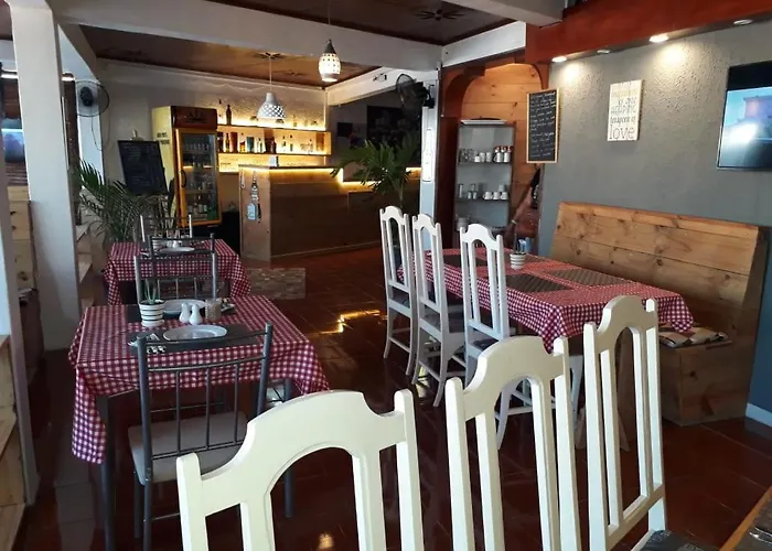 Hello Guest House Quatre Bornes